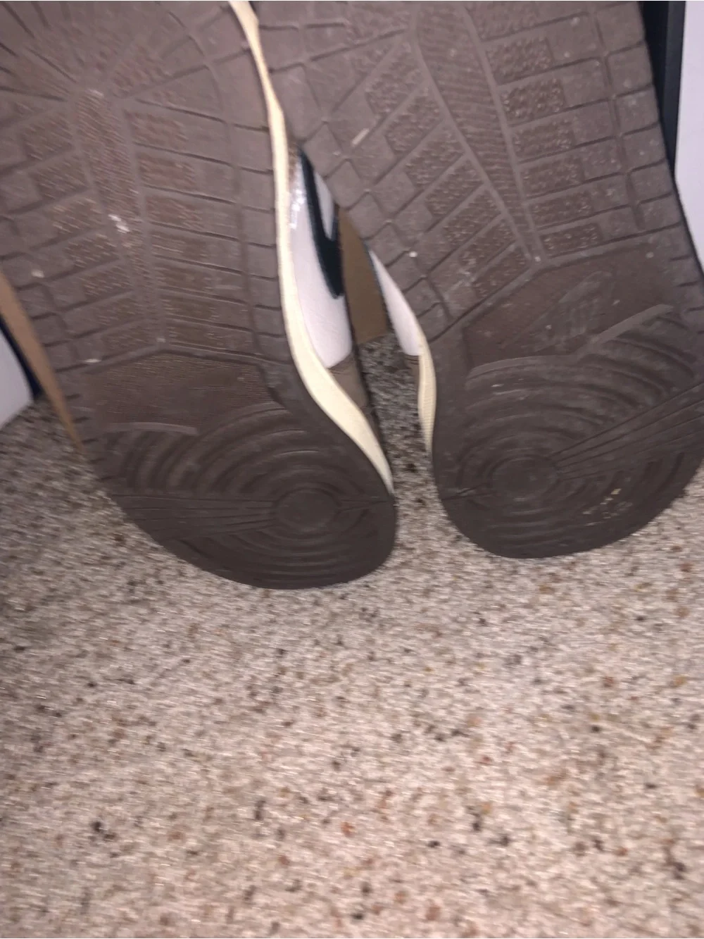 Travis scott AJ1 Nike High-Top Sneakers in Pink, Black, White, Brown